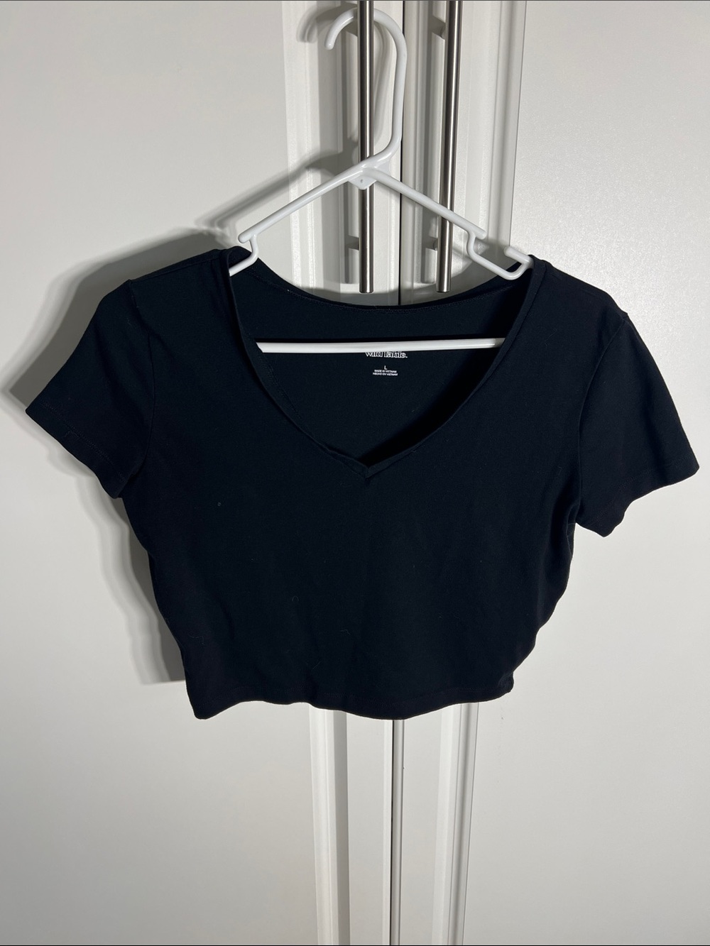 wild fable Black V-Neck Crop Top